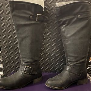 Madden Girl Knee High boots gray size 5